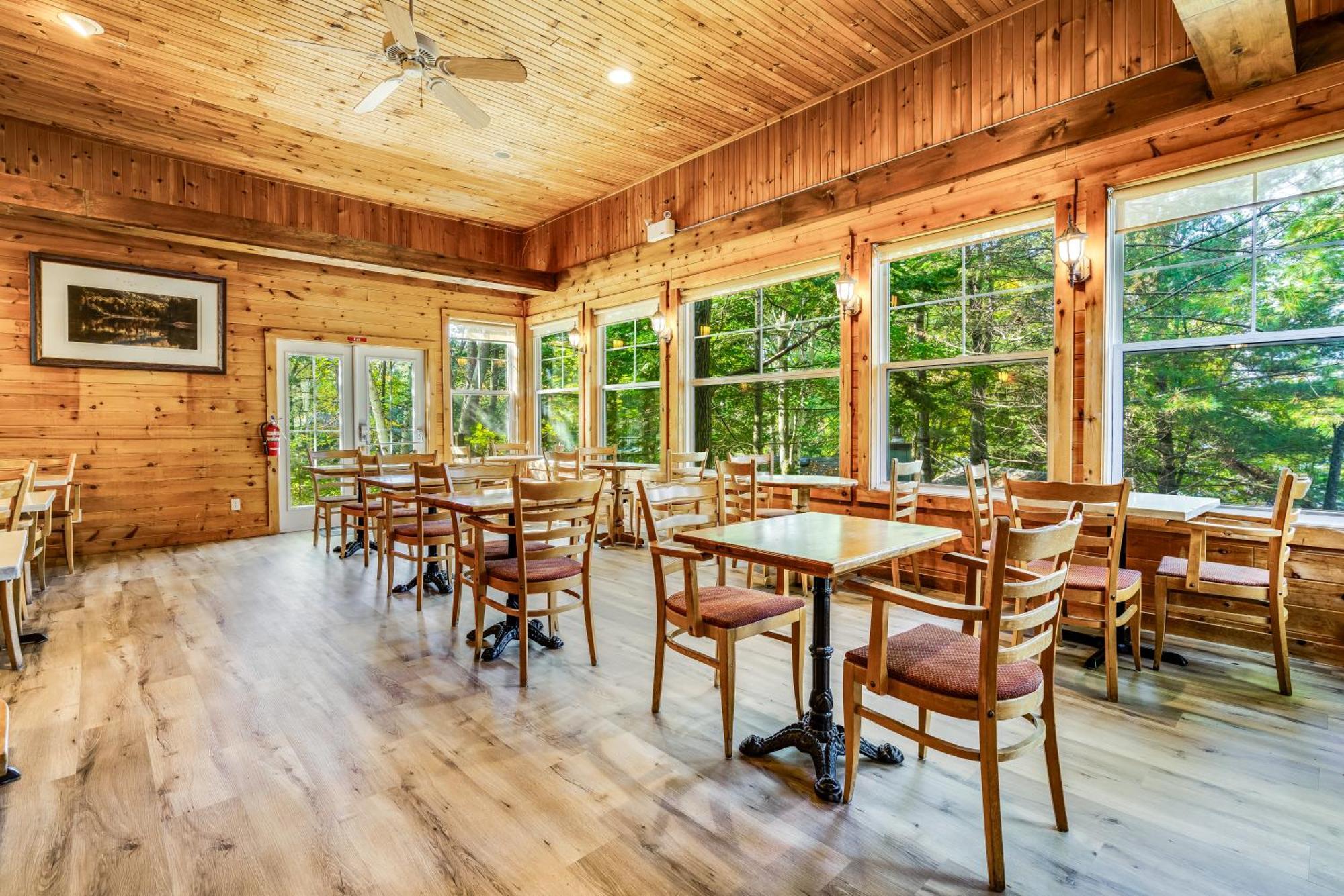 Muskoka Waterfront Retreat Villa Dwight Bagian luar foto